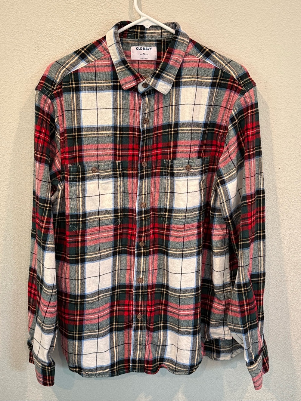 Old Navy Brushed Flannel Shirt Men’s XL Red Plaid Long Sleeve Button Up Pockets